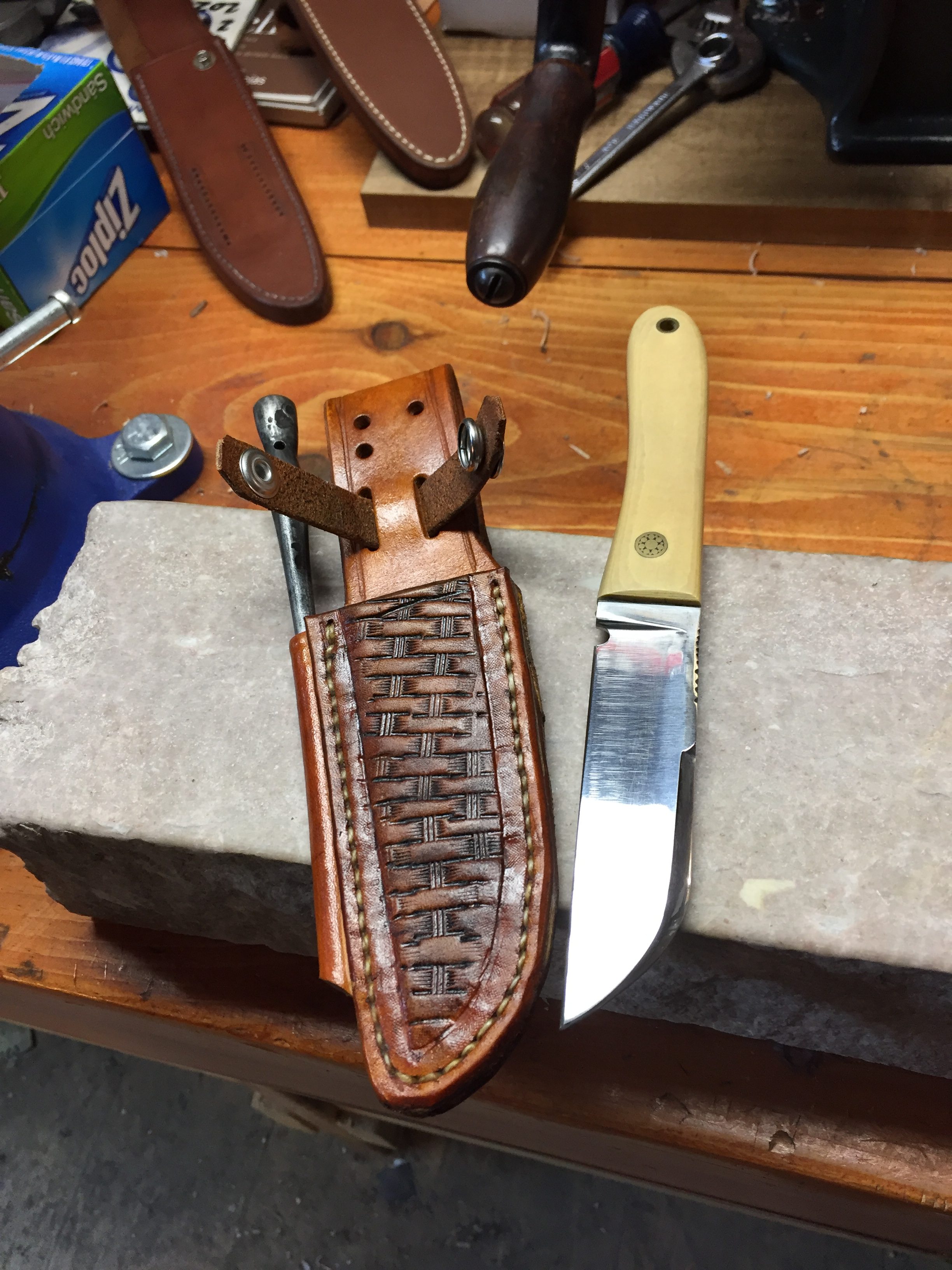 handmade rigging knife with sheath example